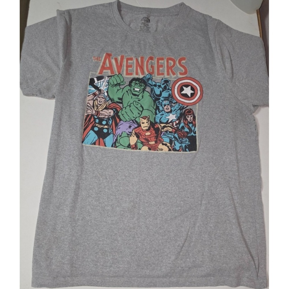 Marvel The Avengers Graphic T Shirt Mens Large Gray Short Sleeve Crew Neck Tee